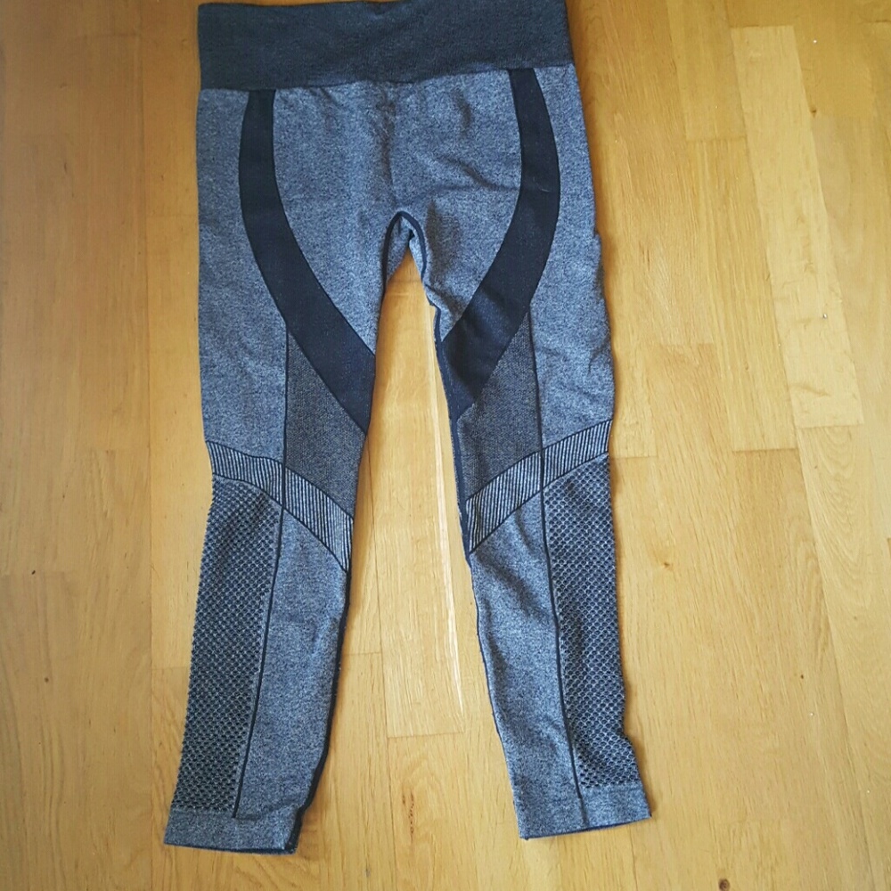 Yoga pants